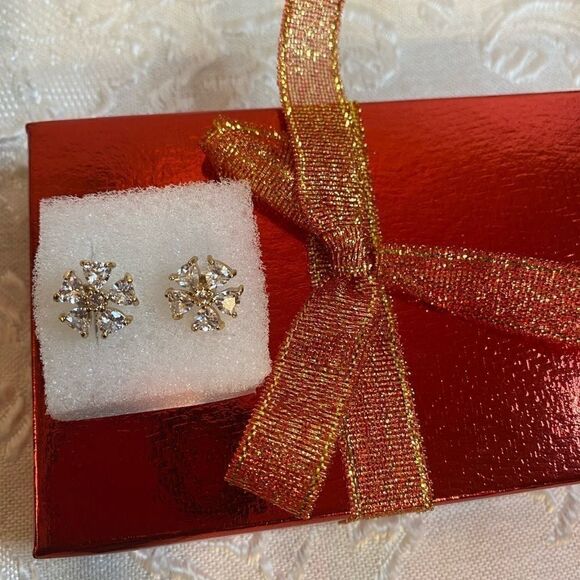 💥Swarovski Crystal Fashion Stud Earrings - Picture 2 of 11